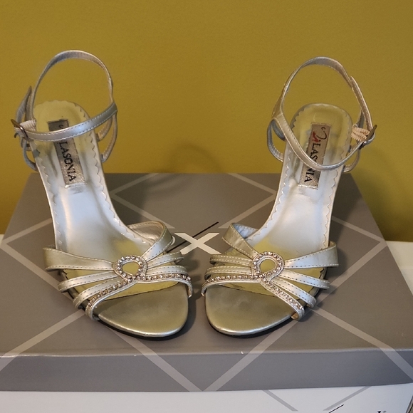 Shoes - Gold Strappy Women's Sandals